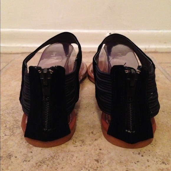 ⛔SOLD IN BUNDLE⛔ Black Sandals! - Picture 2 of 4