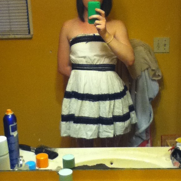 Black/ white dress