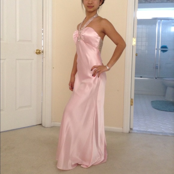 La Femme Prom/Evening Dress - Picture 2 of 4