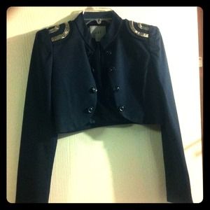 Navy blue cropped full sleeve blazer by XXI
