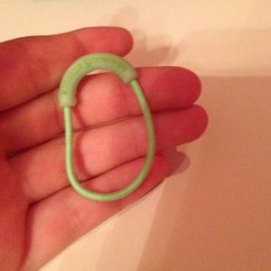 Lulu lemon hair tie
