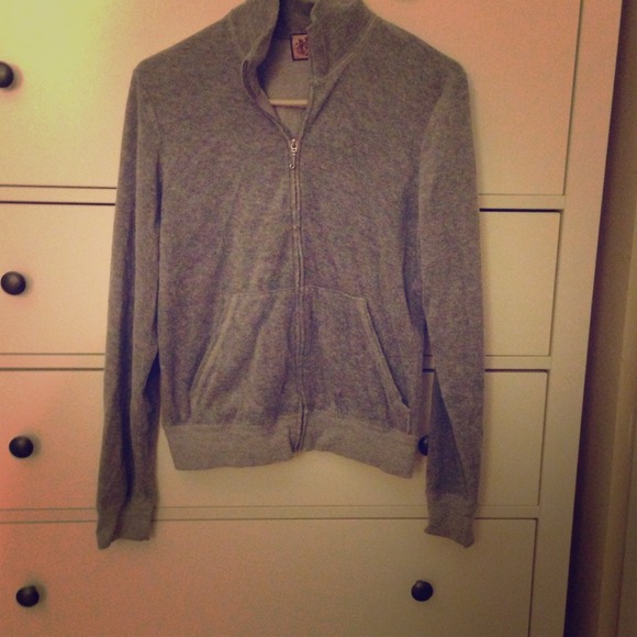 Juicy zip up