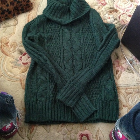 Juniors everest sweater