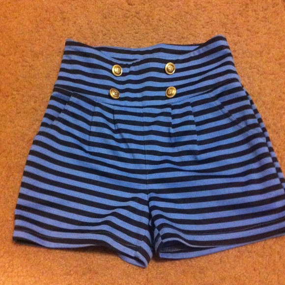 Sailor inspired high waisted striped shorts