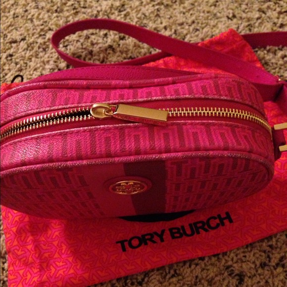 Tory Burch Roslyn crossbody - Picture 2 of 4