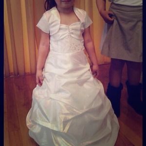 Flower girl dress. White