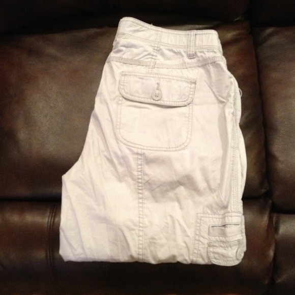 $$✂***REDUCED****St. John's Bay capri's