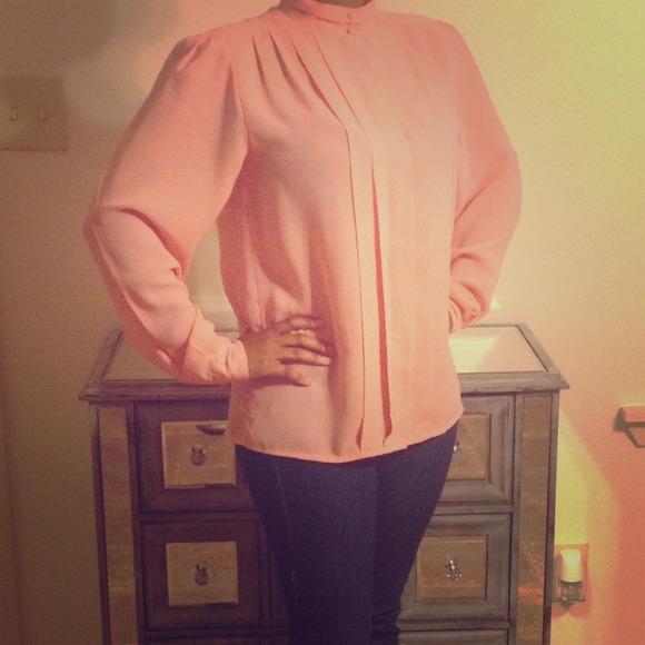 SOLD Grand Tier Peach Vintage Blouse