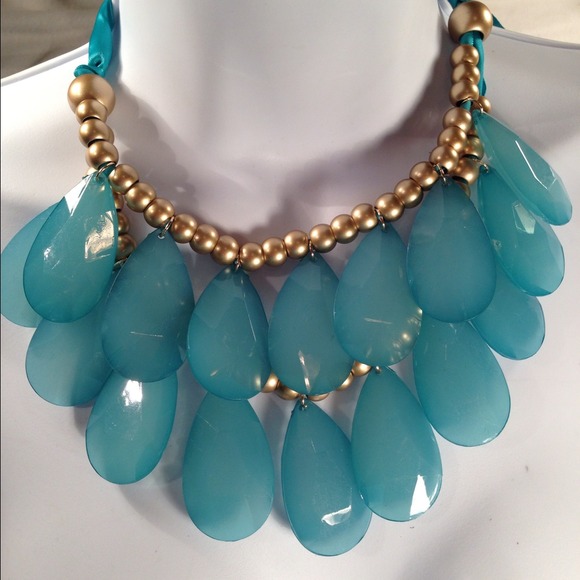 Necklace and Earrings Set