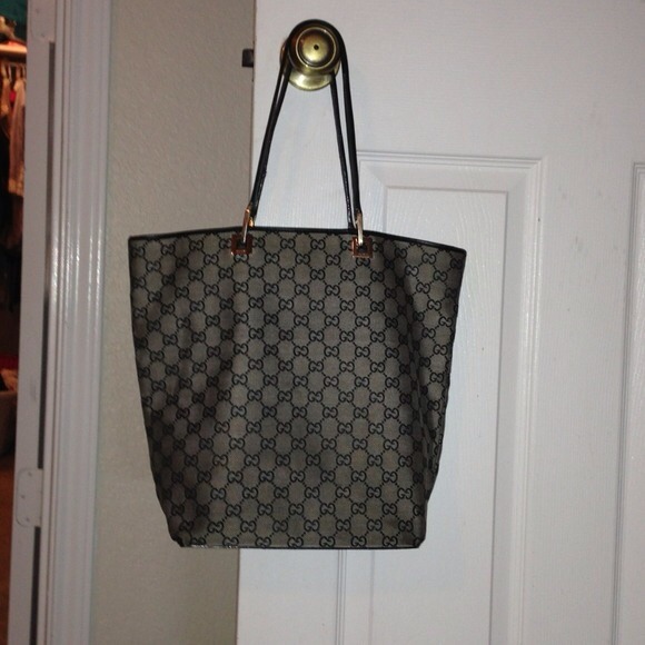 Just sharing!! Authentic Vintage Gucci Tote!!