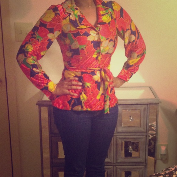 SOLD Vintage long sleeved floral peplum blouse