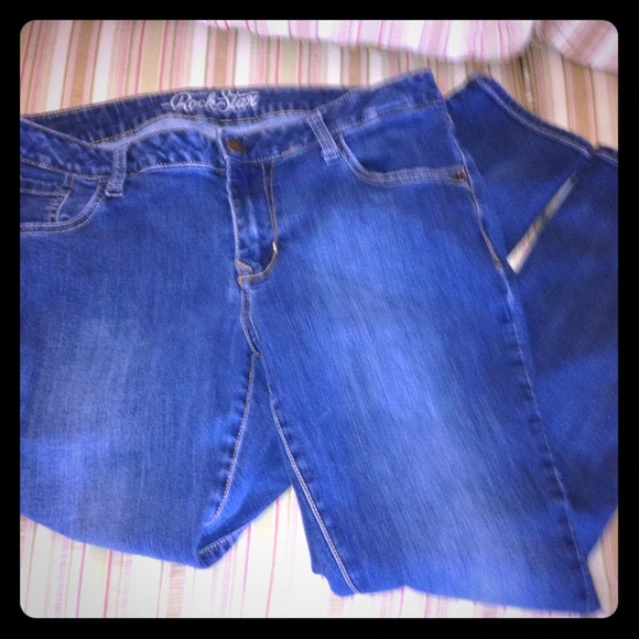 💰💰SOLD💰💰Old Navy Rockstar Jeans 16