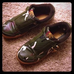 Royal Elastic L.A.M.B slip on shoes Gwen Stefani