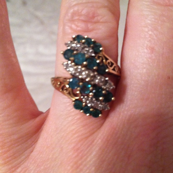 Emerald and diamond ring