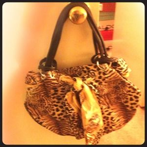 Leopard print handbag. Like new!