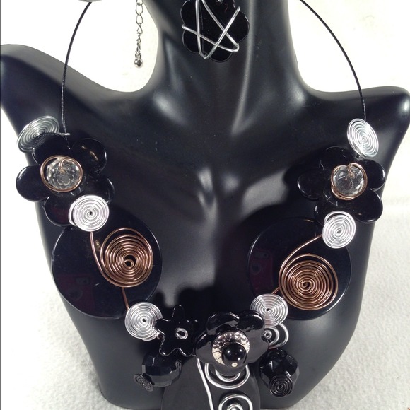 Necklace and Earrings Set
