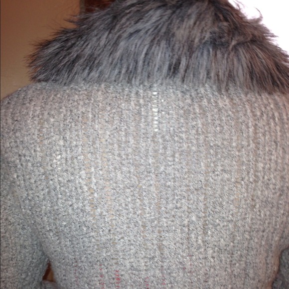🎁sold🎁Fashion Gray jacket with fur top - Picture 2 of 3