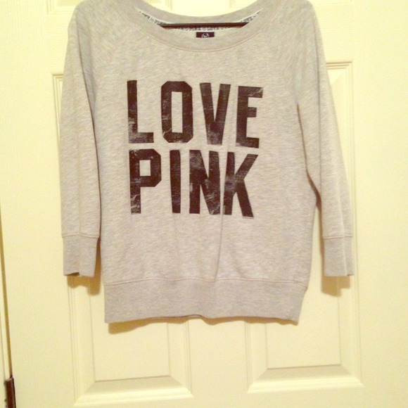 Bundled and traded with @jovanne23 LOVE PINK