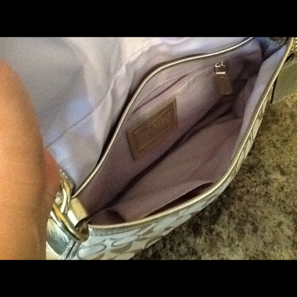 Coach soho bag and matching wallet💛💛SOLD💛💛 - Picture 2 of 4