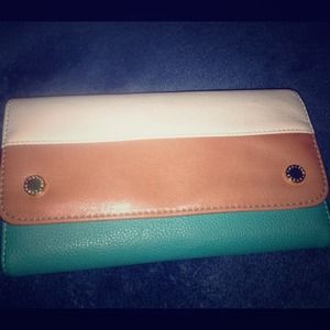 Steve Madden Wallet.