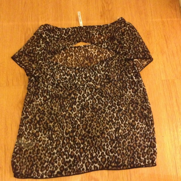 Cheetah top - Picture 2 of 2