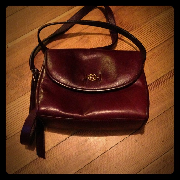 🎈SOLD🎈Êtienne Aigner Burgundy Leather Bag, Small
