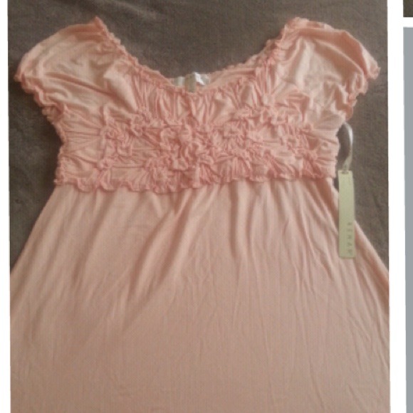 *** SOLD *** Top size large