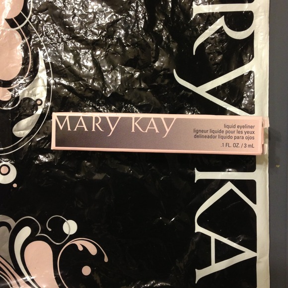 Mary Kay Liquid Eyeliner