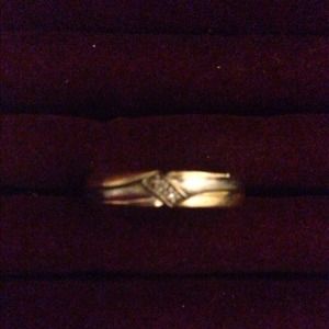 Mens 10kt gold and silver Diamond Band