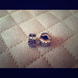 Pandora clip charms