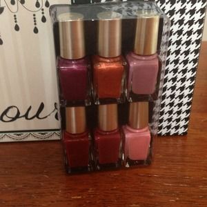 NEW Nail polish set