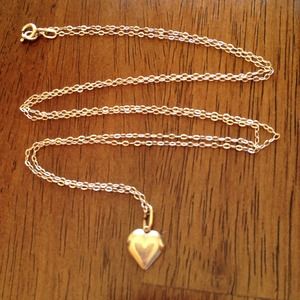 14k gold necklace, very long, clasp won't open