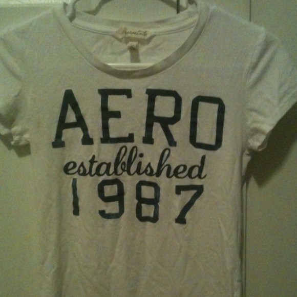 Traded//White aero shirt