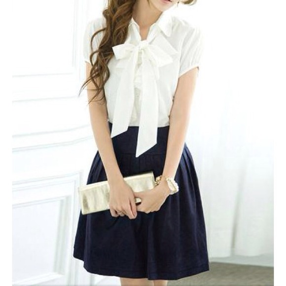 Dresses & Skirts - 💥SOLD OUT💥Navy & White Ruffle Dress