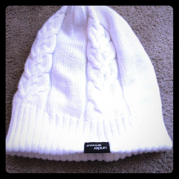 Under Armour beanie