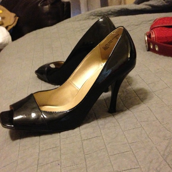 **Reduced** Size 8, black mossimo heels.