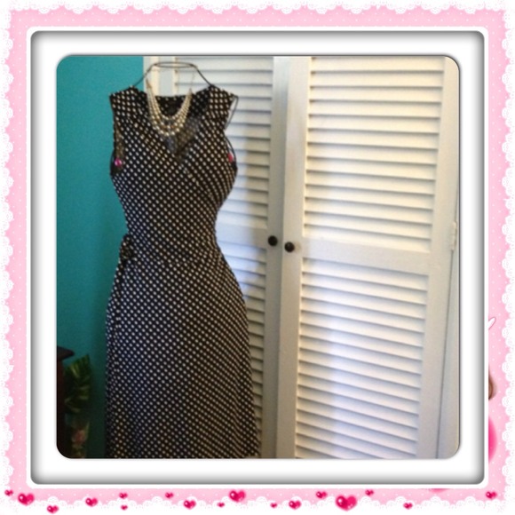 Alfani Dresses & Skirts - Beautiful polka dot dress