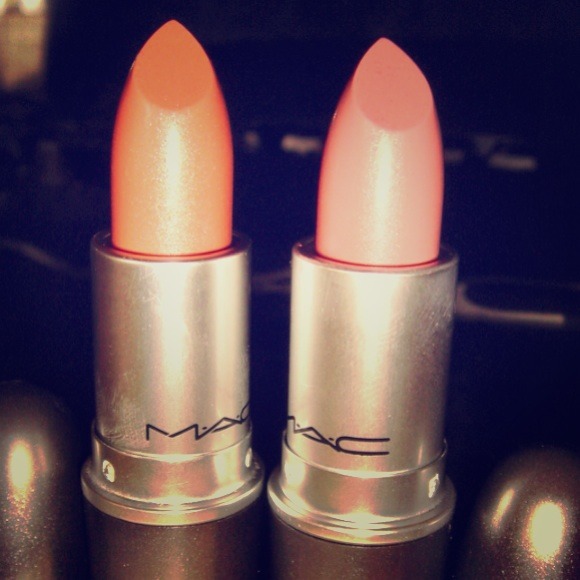 MAC Accessories - MAC lipstick - Shy Girl + Creme Cup