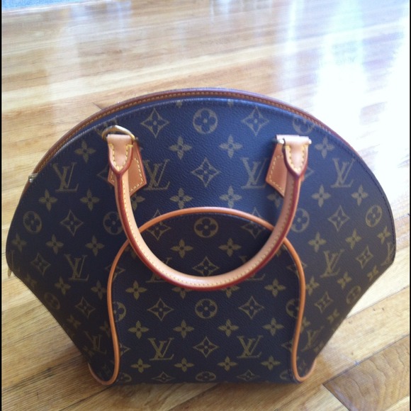 Louis Vuitton Ellipse (NOT for Sale)