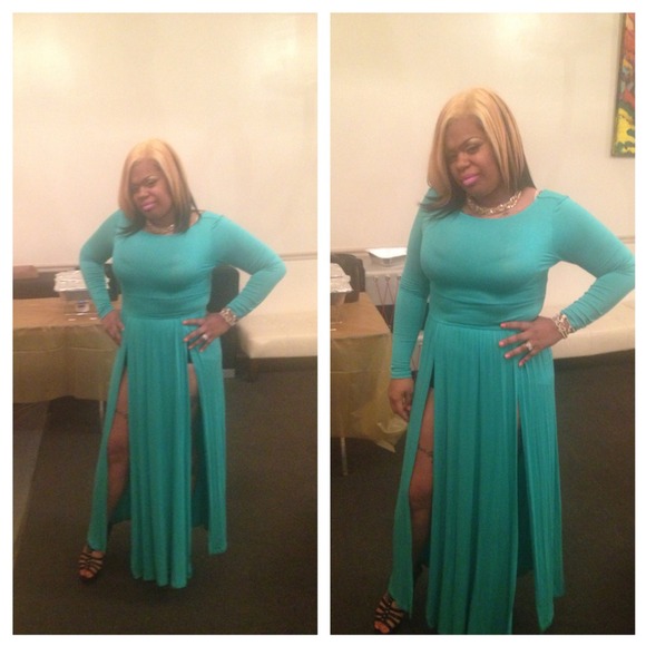 Long maxi dress with two splits