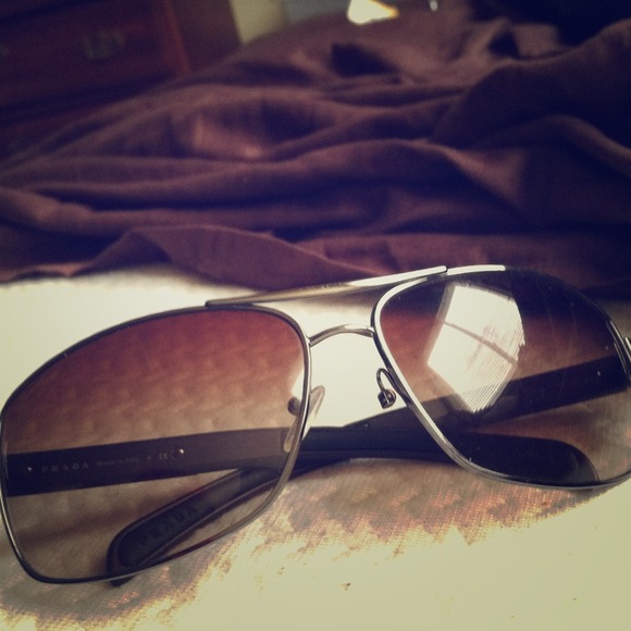 Prada sun glasses! No scratches or scrapes. - Picture 1 of 2