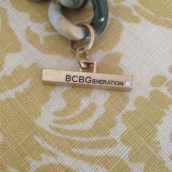 BCBGeneration Link Bracelet - Picture 3 of 3