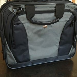 Laptop bag 🎀🎀🎀