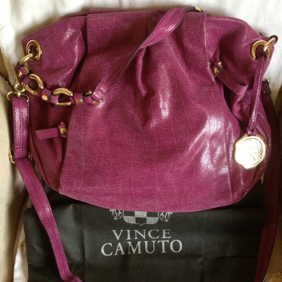 BNWT Vince Camuto Christina 2 Hobo magenta purple