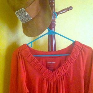 Cute reddish orange top