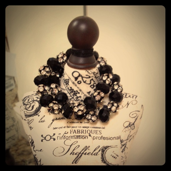 Jewelry - SOLD❤Super Sparky Black Beads Rhinestone Beads!