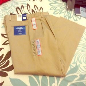 NWT beige Dockers slacks for men