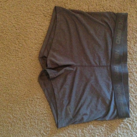 BUNDLE: Black & Grey Nike Pro Combat shorts
