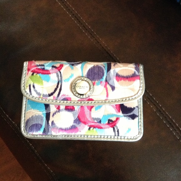 Coach poppy Ikat flap card wallet NWT
