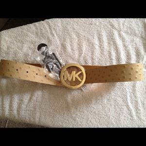 ✂️Michael Kors Belt